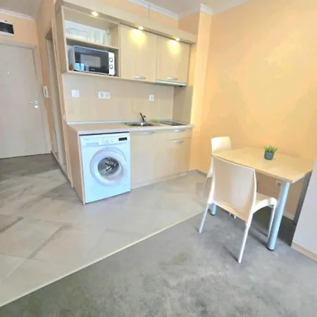 아파트 Nexus Of Power *